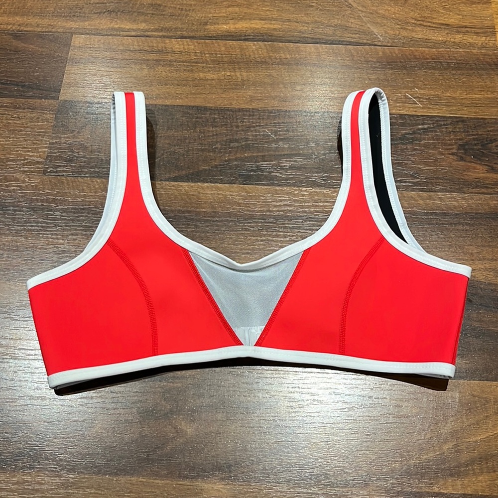 Hoaka bikini top